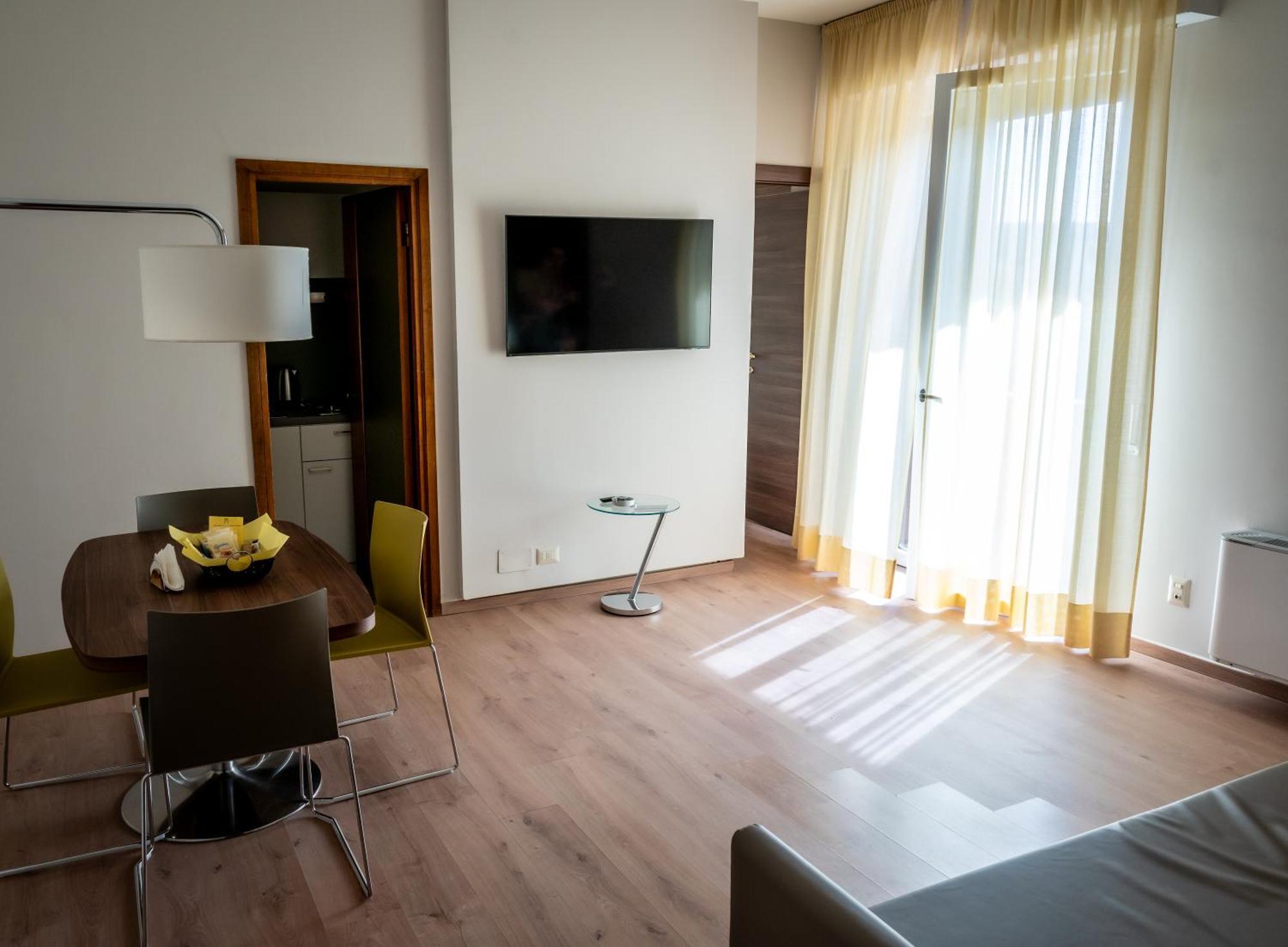 Apartahotel Porta Al Prato 4*