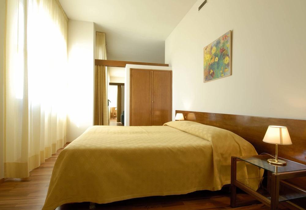 Porta Al Prato Apartahotel 4*